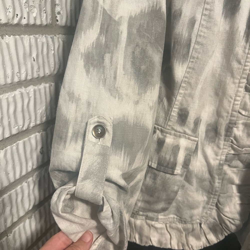 Chico's Gray Patterned Jean Jacket - Picture 4 of 5